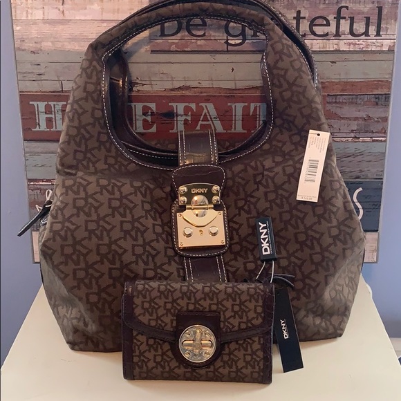 DKNY Dark Brown Bag with matching wallet - Picture 1 of 8